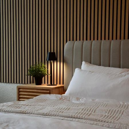 Charmanter Altbau In Schleussig Mit Balkon Leipzig Dış mekan fotoğraf