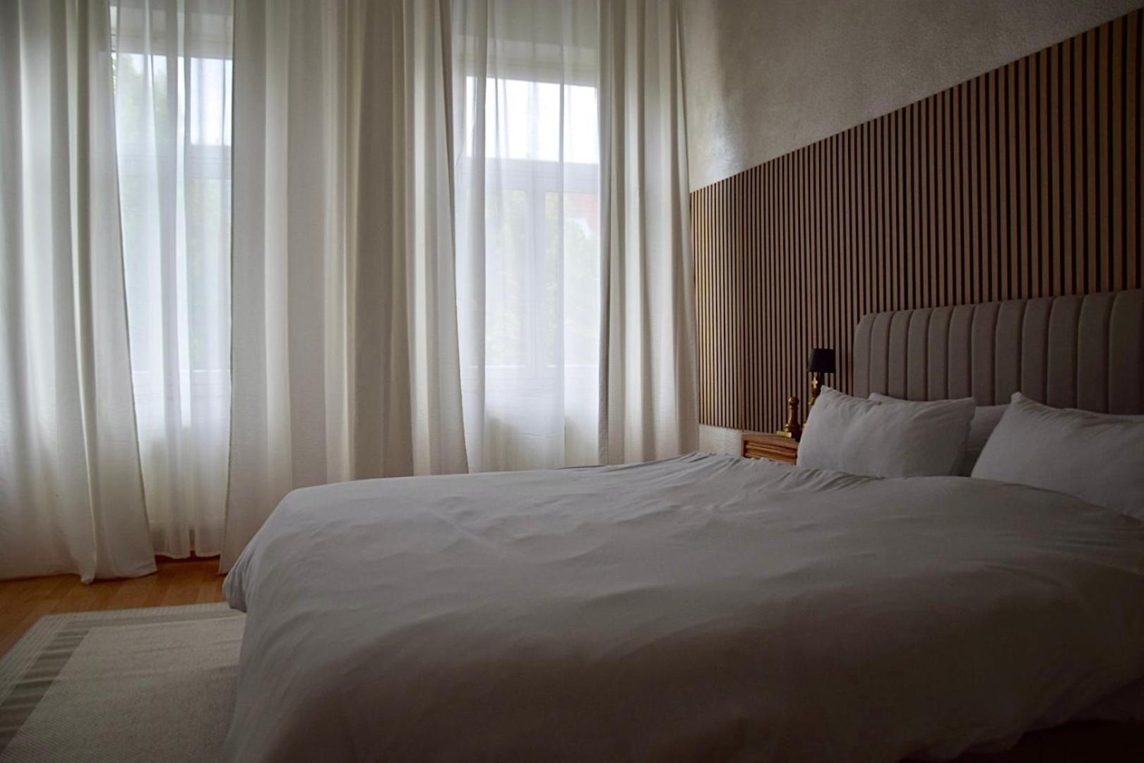 Charmanter Altbau In Schleussig Mit Balkon Leipzig Dış mekan fotoğraf